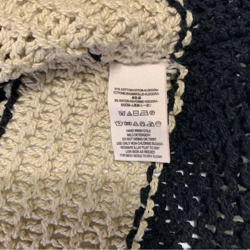 Free People striped cozy v-neck quarter‎ length sweater
